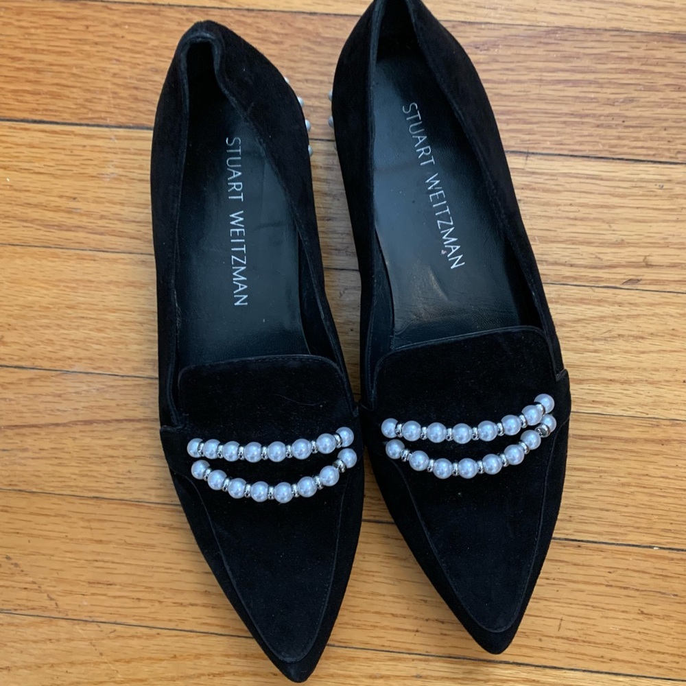 Stuart Weitzman Pointed Toe Flats w/ Pearl Accents 7.5 N EUC